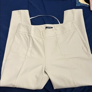 Lands End size 14, mid rise, skinny leg, ankle zip